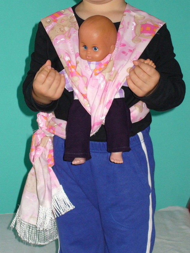 šátek pro nošení panenky